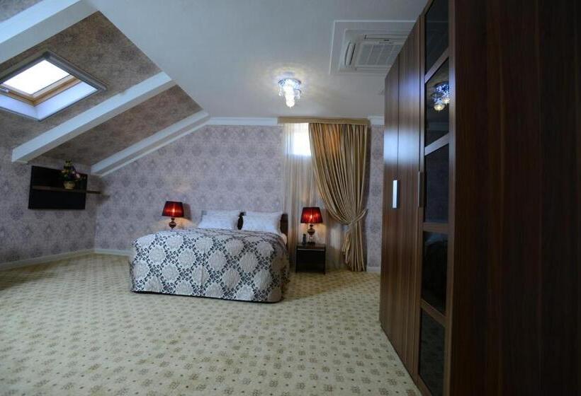 سوئیت با تخت بزرگ, City Line Boutique