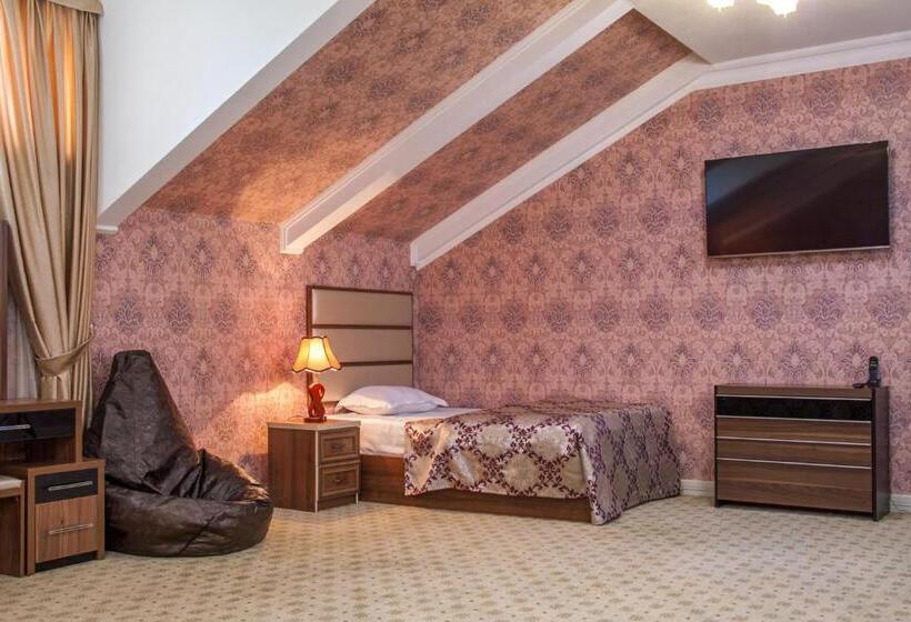 سوئیت با تخت بزرگ, City Line Boutique