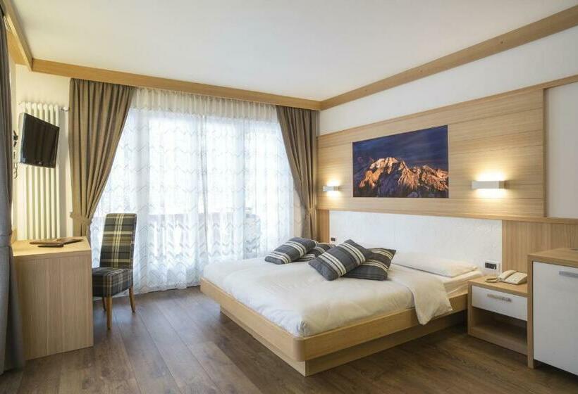 חדר דלוקס, Crepes De Sela