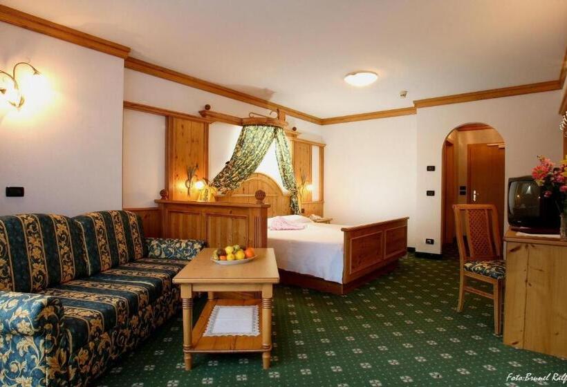 חדר דלוקס לארבעה, Crepes De Sela