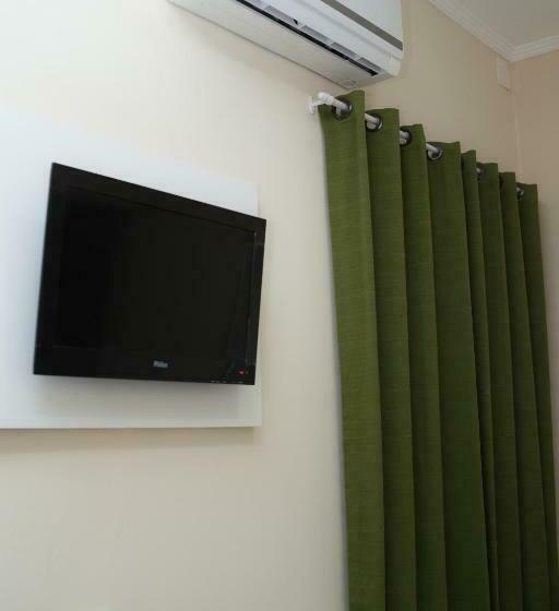 غرفة قياسية رباعية, Curitibano