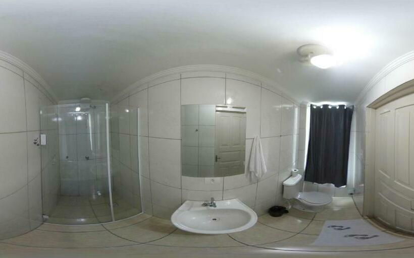 غرفة قياسية, Curitibano