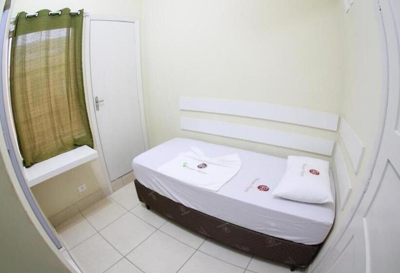 غرفة إقتصادية فردية, Curitibano