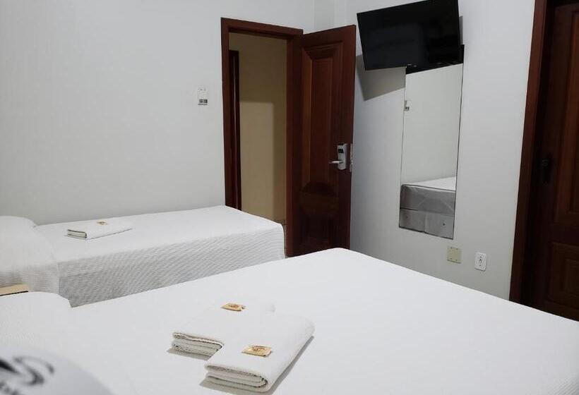 Standard Trippelrum, Danúbio