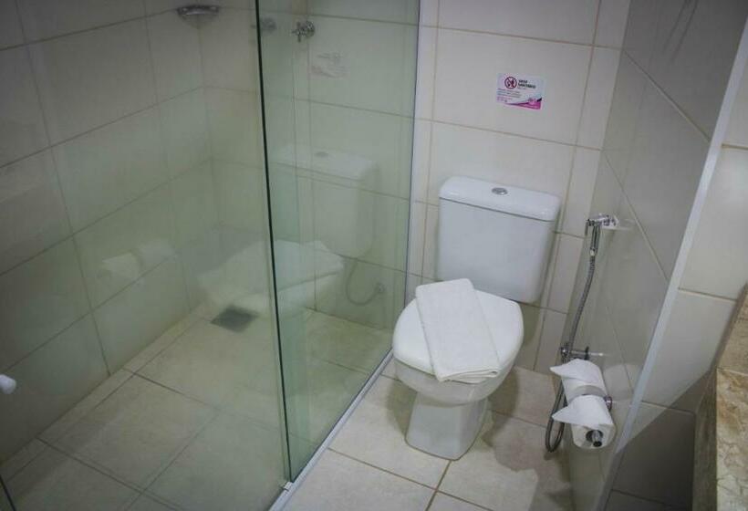 标准三人间, Estância Avaré