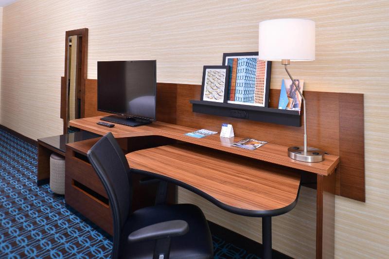 Стандартный Номер Кровать Кинг, Fairfield Inn & Suites Farmington