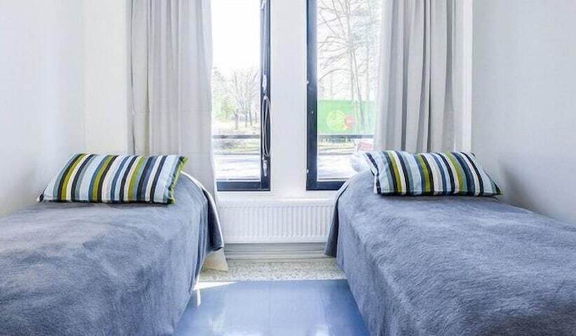 스탠다드 룸 공동 욕실, Forenom Hostel Vantaa Aviapolis