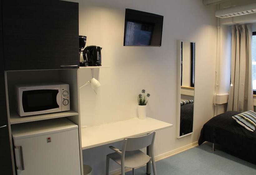 Трехместный Номер Стандарт Совместная Ванная, Forenom Hostel Vantaa Aviapolis