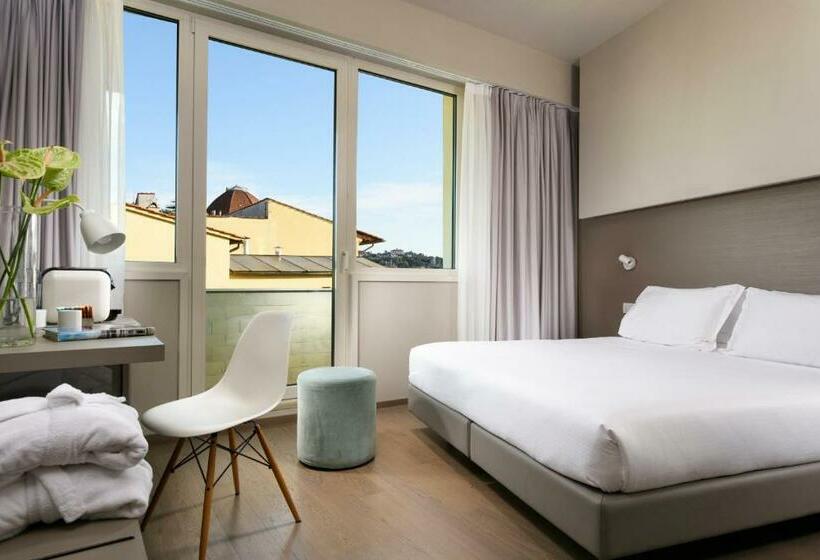 اتاق استاندارد, Glance  In Florence