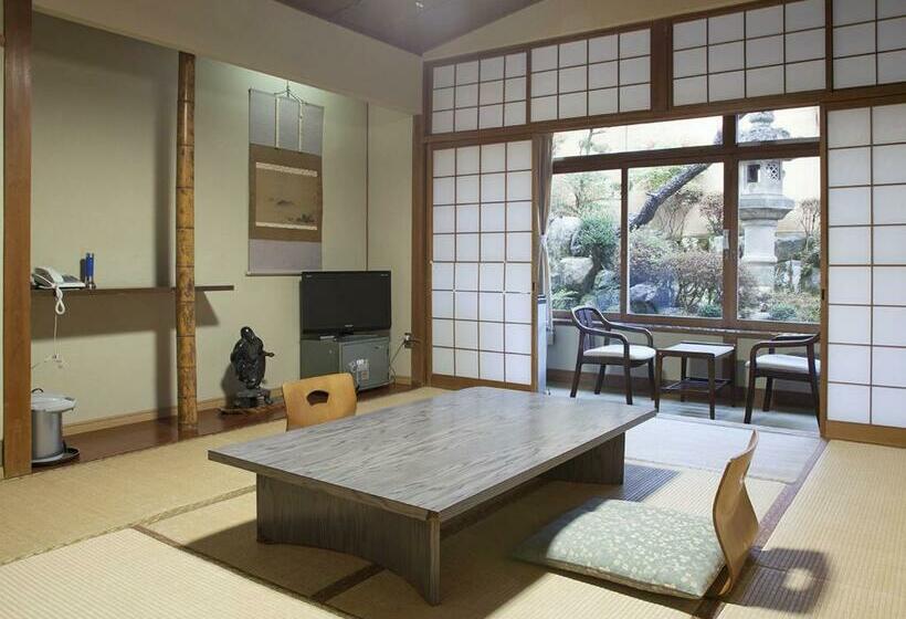 스탠다드 룸, Itaniya