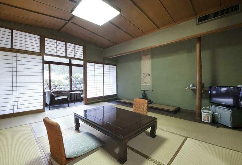 스탠다드 룸 공동 욕실, Itaniya