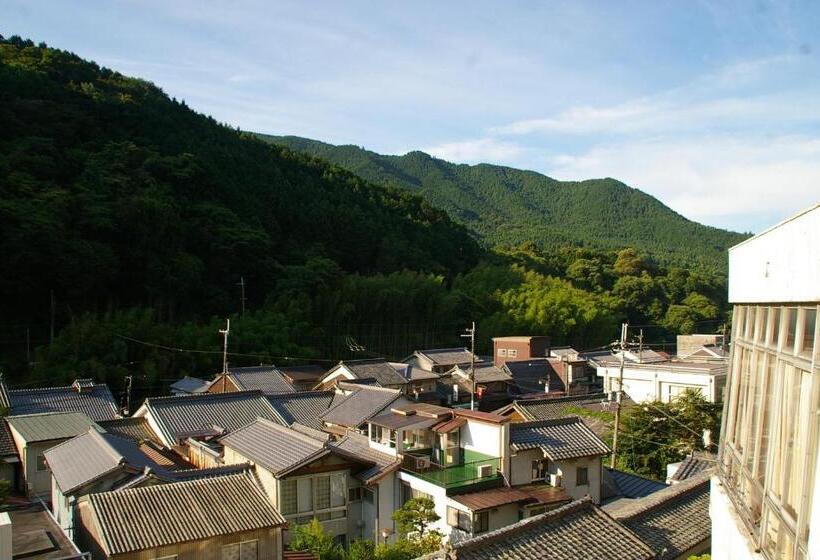 스탠다드 룸, Itaniya