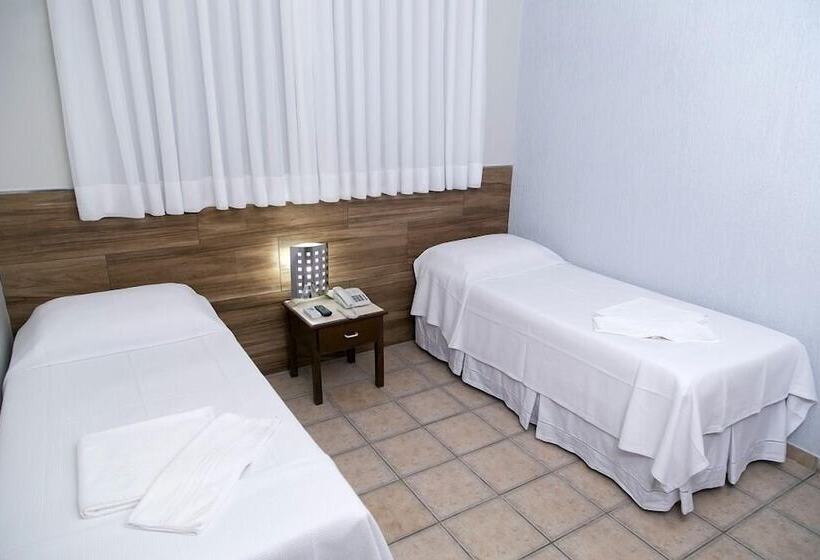 高级大房间, Lumiar