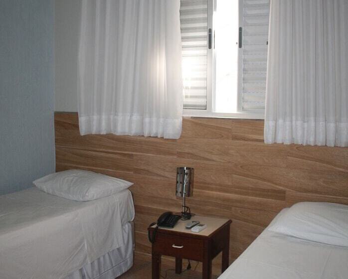 高级大房间, Lumiar