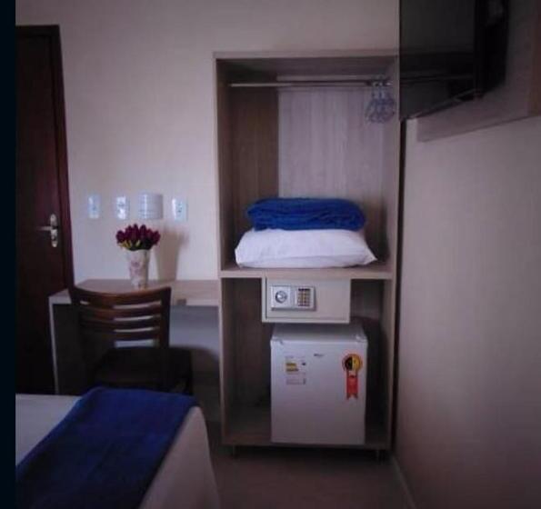 Lakosztály, Maria Da Fe