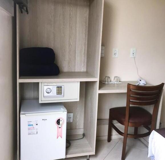 Junior Suite, Maria Da Fe