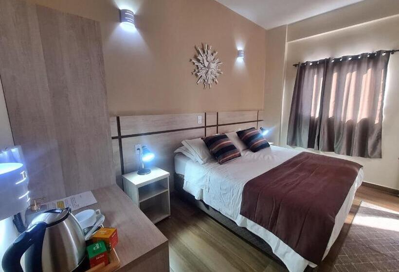 Deluxe Suite, Maria Da Fe