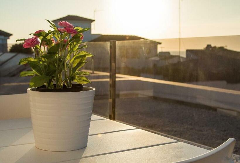 豪华海景房, Novomar