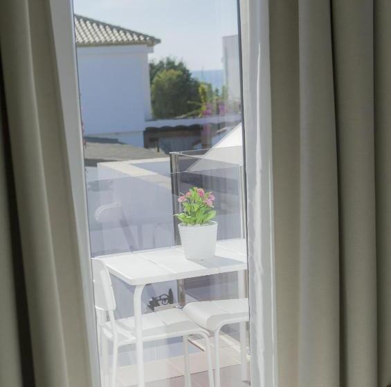 带海景的标准房, Novomar