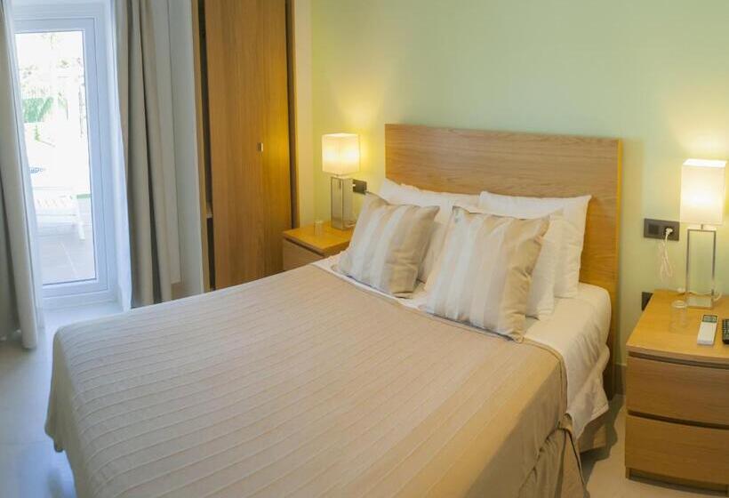 标准间带露台, Novomar