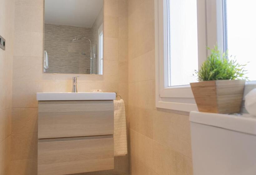 标准间带阳台, Novomar