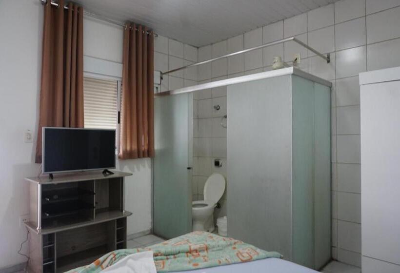 חדר אקונומי יחיד, Nuar