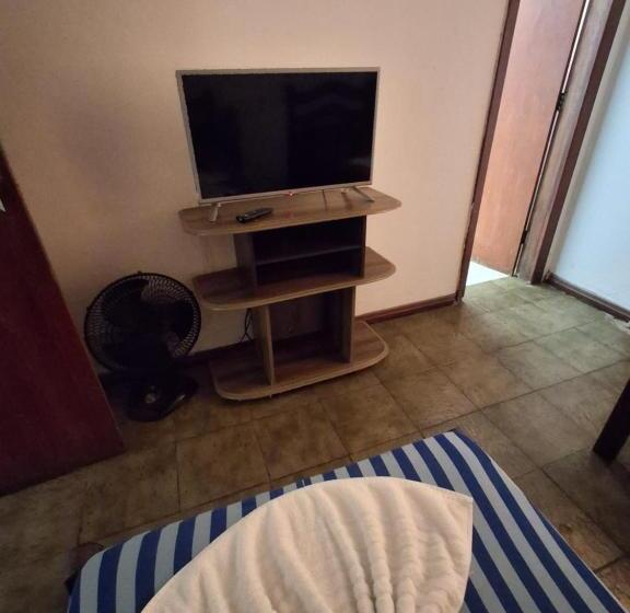 חדר סטנדרט, Nuar