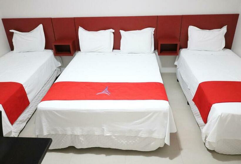 חדר משפחתי, Paris