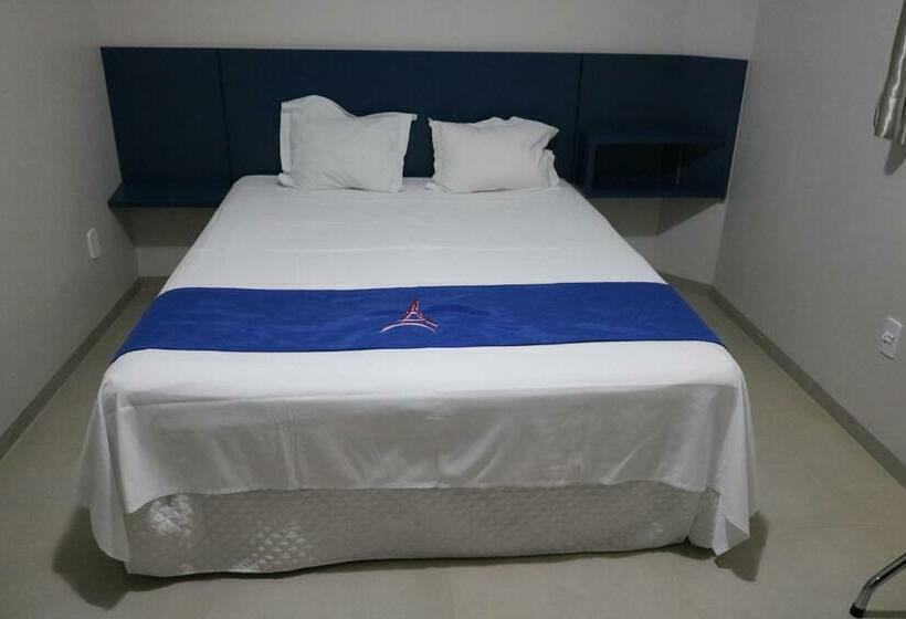 חדר סטנדרט, Paris