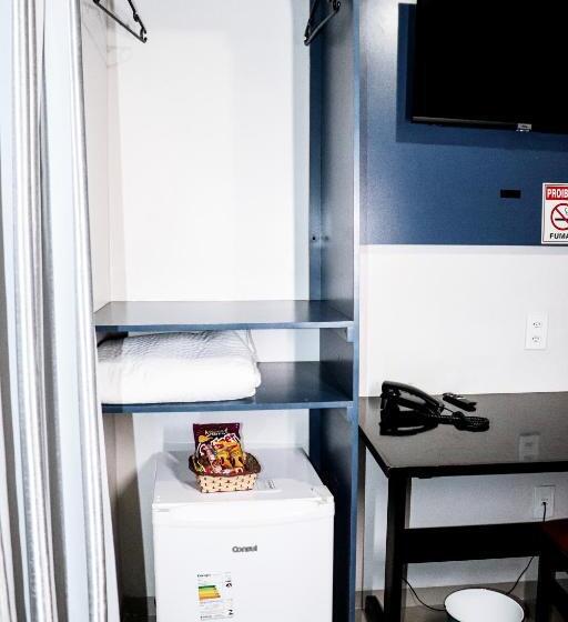 חדר סטנדרט, Paris