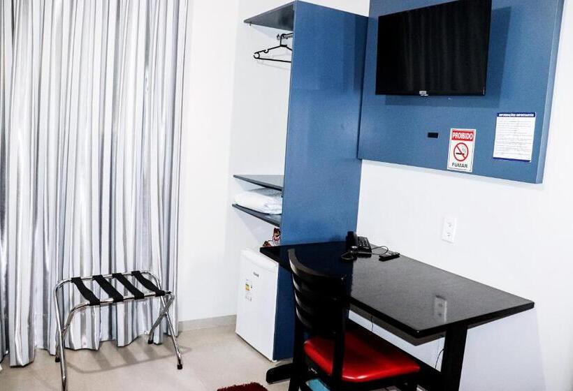 חדר סטנדרט, Paris