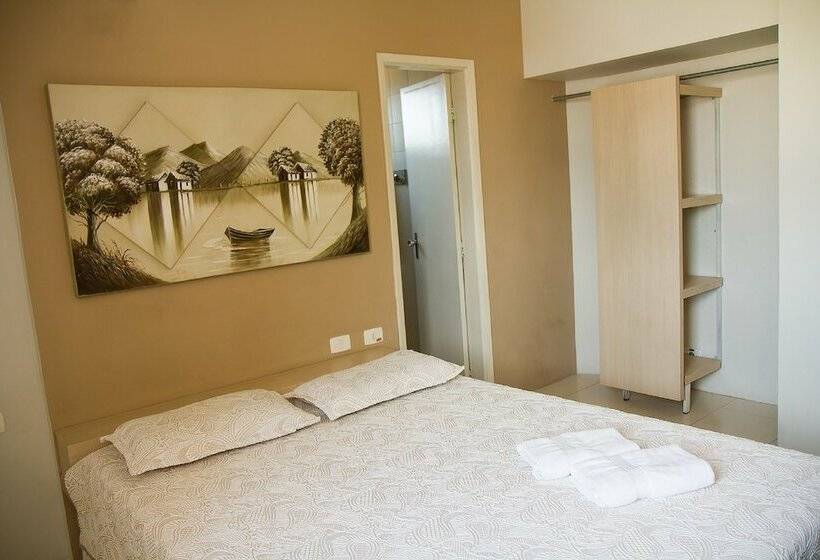 חדר סטנדרט, Uberpalace