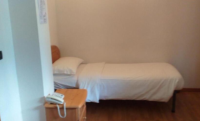 标准单人间, Villa Fosine