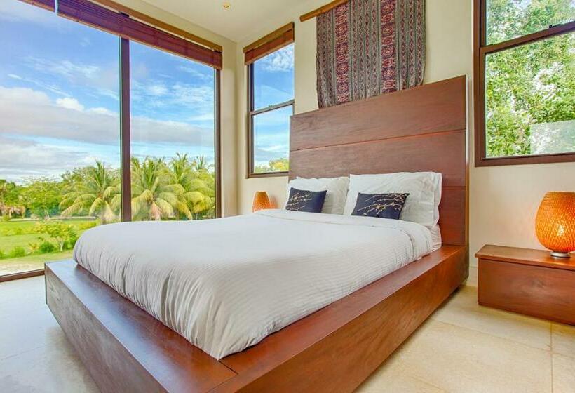 וילה בת 2 חדרי שינה, Wild Orchid