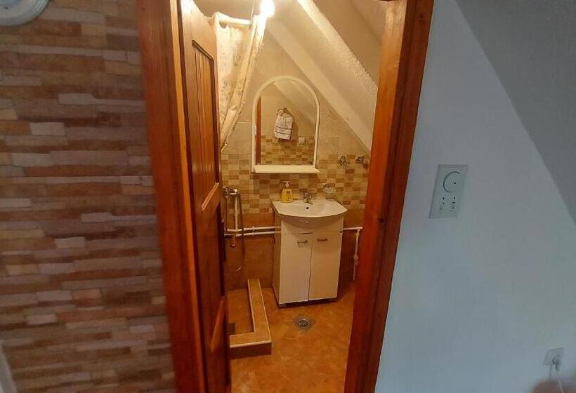 اتاق استاندارد با چشم‌انداز کوهستان, Guest House Milena