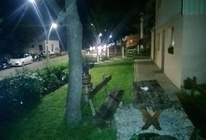 آپارتمان 1 خوابه با چشم‌انداز باغ, Guest House Milena