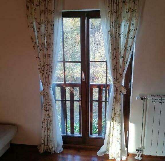 سوییت خانوادگی, Rooms And Apartmants Mirovic