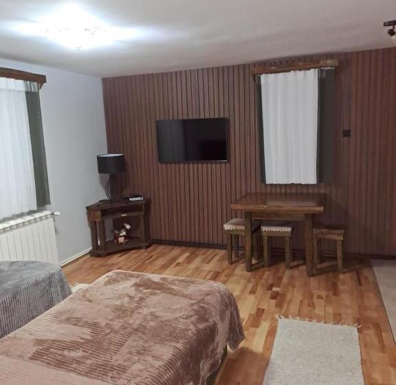 آپارتمان 1 خوابه, Rooms And Apartmants Mirovic