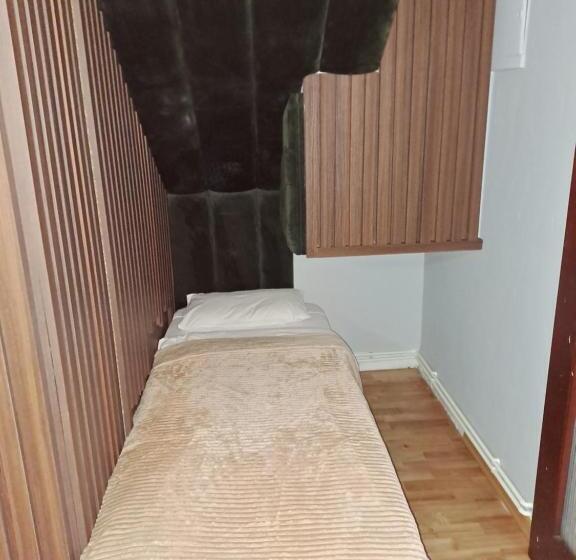 آپارتمان 1 خوابه, Rooms And Apartmants Mirovic