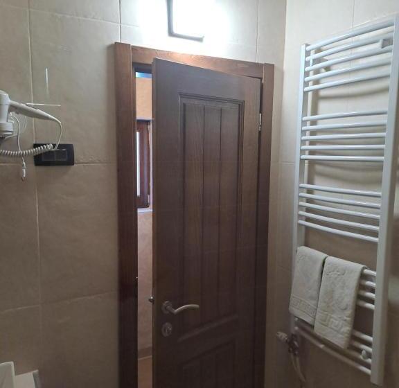 اتاق سوپریور سه تخته, Rooms And Apartmants Mirovic