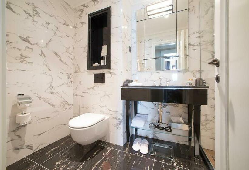 اتاق پرستیژ, Boutique Hotel La Roche