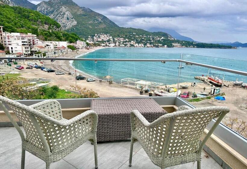 سوییت جونیور با بالکن, Porto Sole