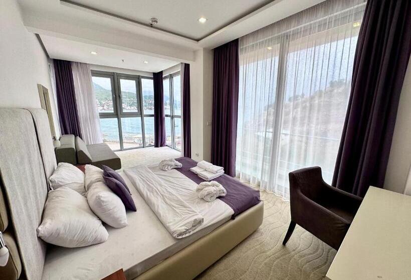 سوییت جونیور با بالکن, Porto Sole