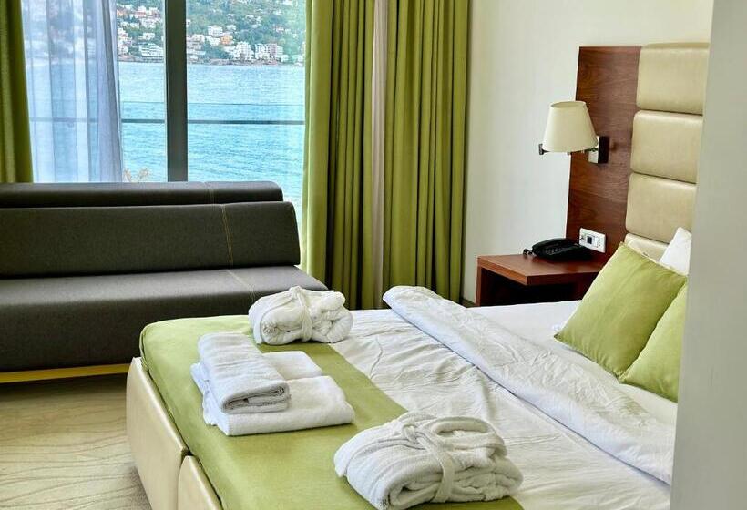 سوییت جونیور با بالکن, Porto Sole