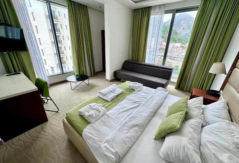 سوییت جونیور با بالکن, Porto Sole