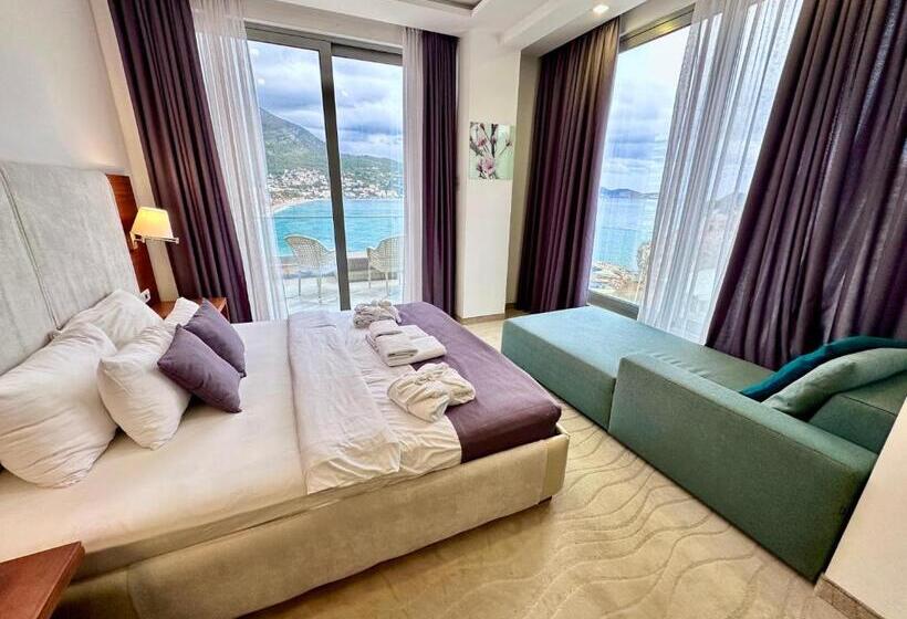 سوییت جونیور با بالکن, Porto Sole