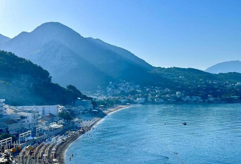 آپارتمان 1 خوابه با تراس, Porto Sole