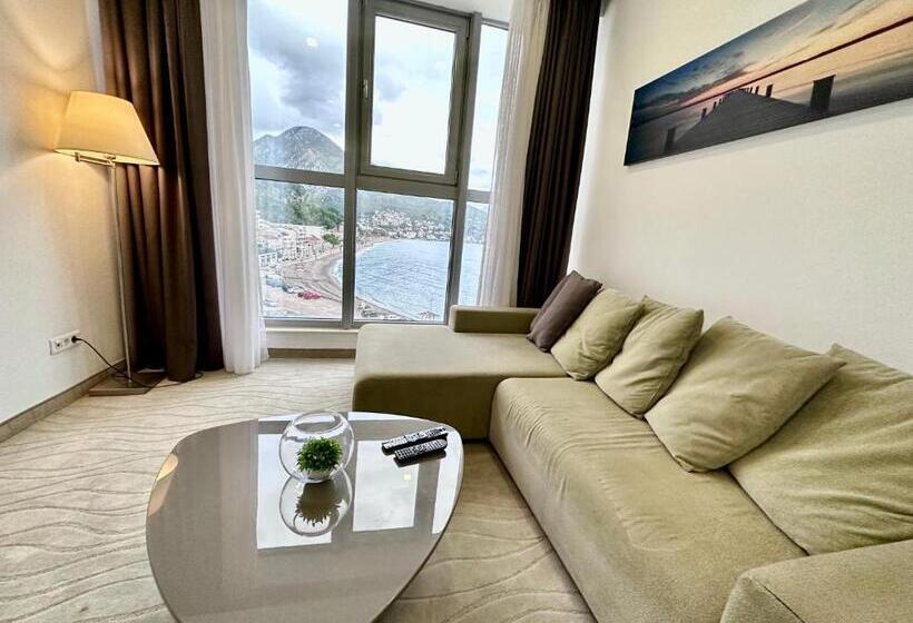 آپارتمان 1 خوابه با تراس, Porto Sole