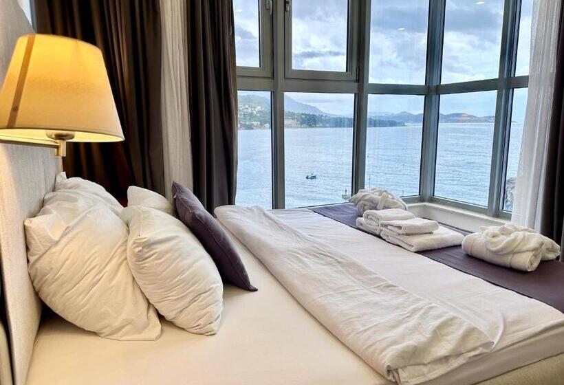 1 Bedroom Penthouse Apartment, Porto Sole