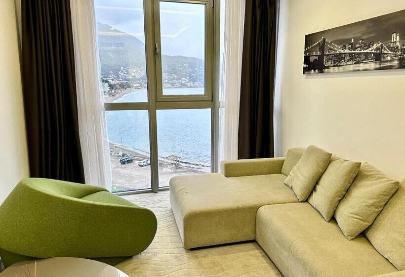 1 Bedroom Penthouse Apartment, Porto Sole